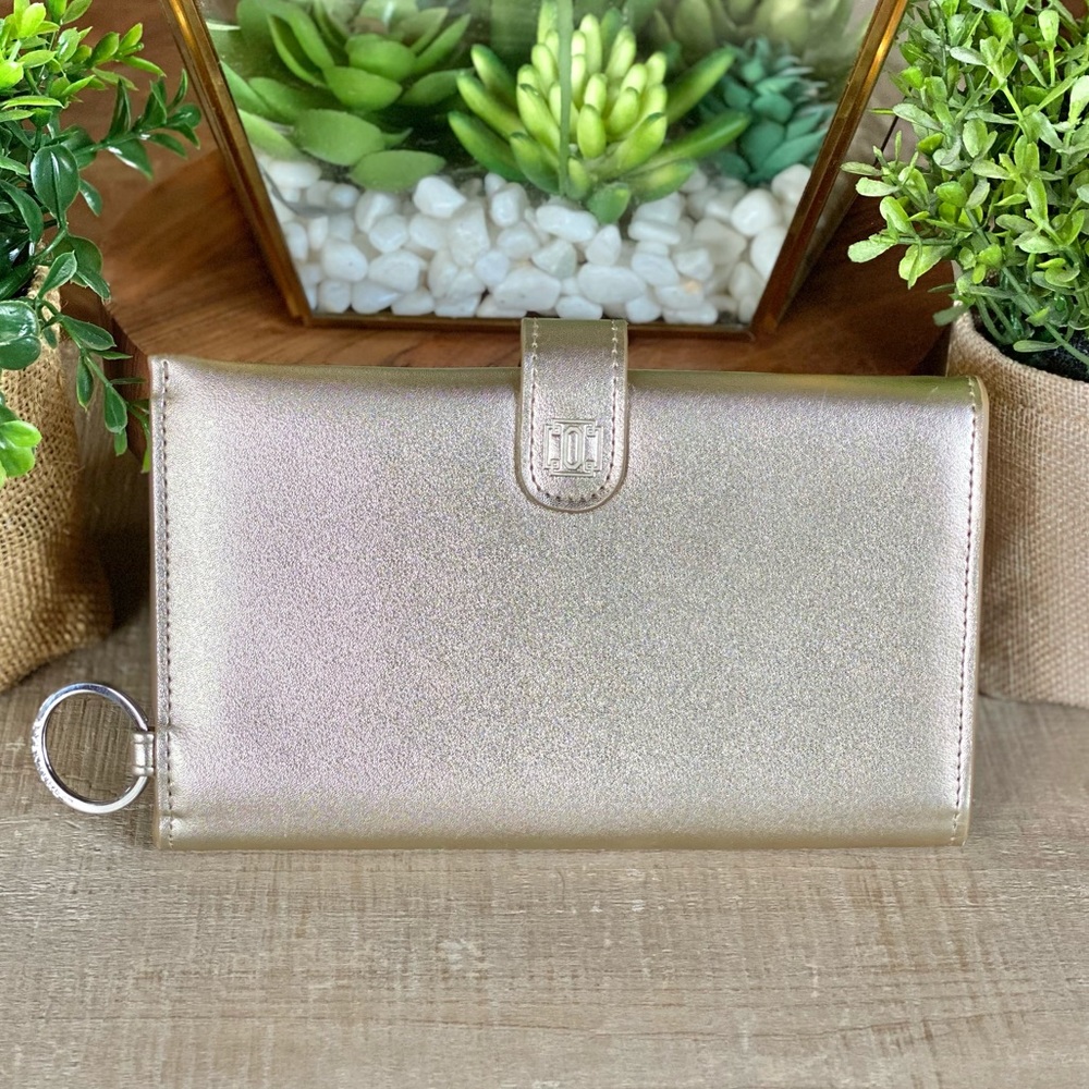 O-Venture Leather Big O Organizer Wallet
